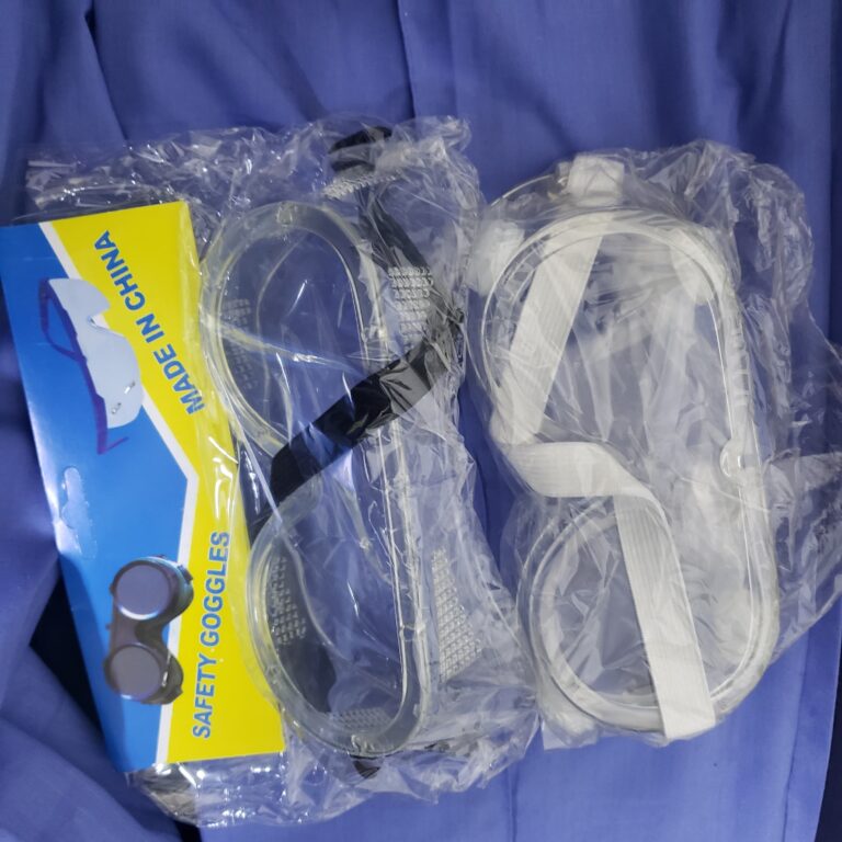 Clear Glasses with Ventlators